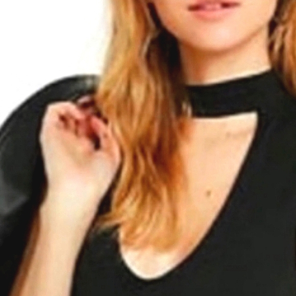 Express Dresses & Skirts - Express key-hole skater dress